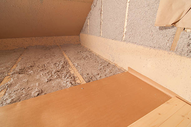 Best Spray Foam Insulation in Logan Elm Village, OH